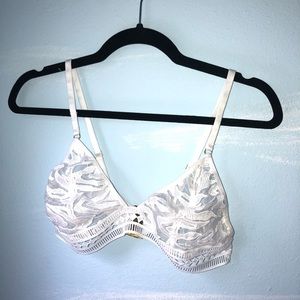 White lace bralette